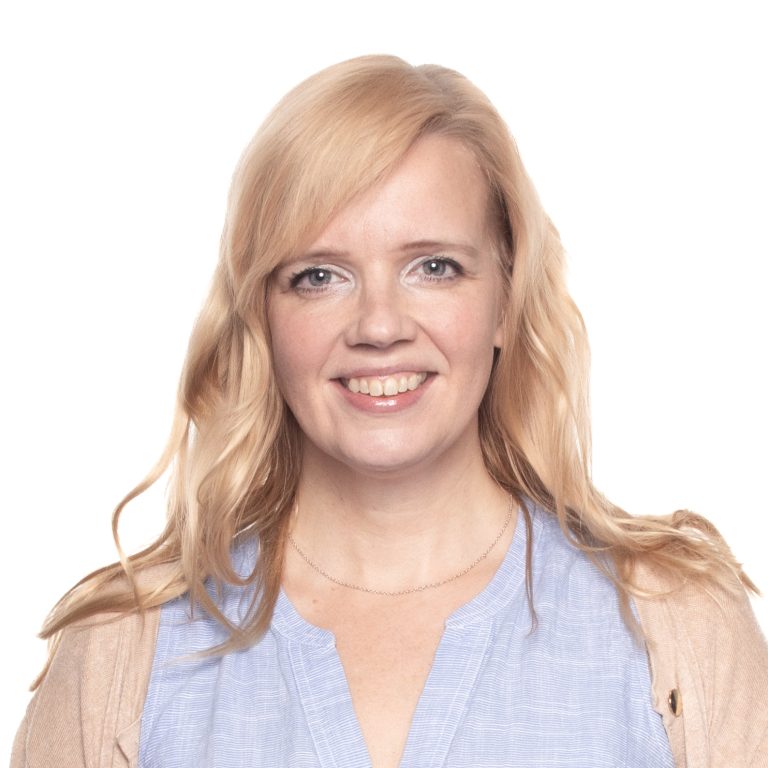 Marika Koski 18 - Olen ehdolla YKAn liittovaltuustovaaleissa 28.10.–20.11.2025 Äänestä - Rösta - Vote