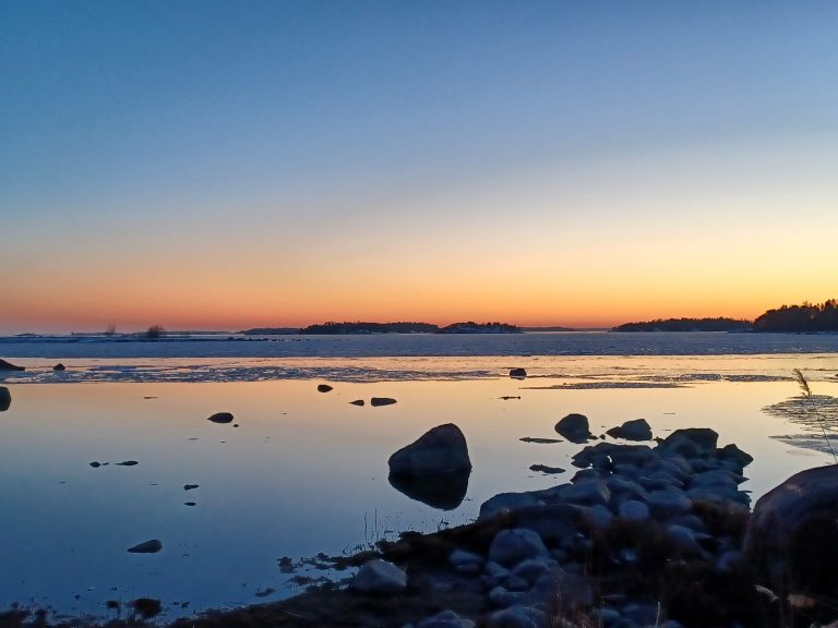 Työuupumuksen yhteiskunnalliset ratkaisut